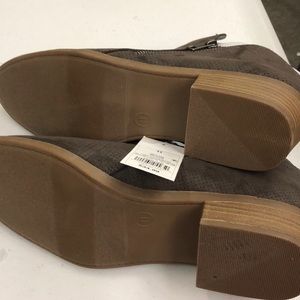 Universal Thread Shoes - New ladies booties Universal Thread Shoes - New ladies booties